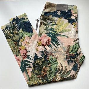 [Soft Surroundings] Size XL - Tropical Floral Ankle Length Leggings - Brand New!